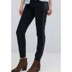 FREE PEOPLE Full Side Zipper Skinny Jeans in Black
